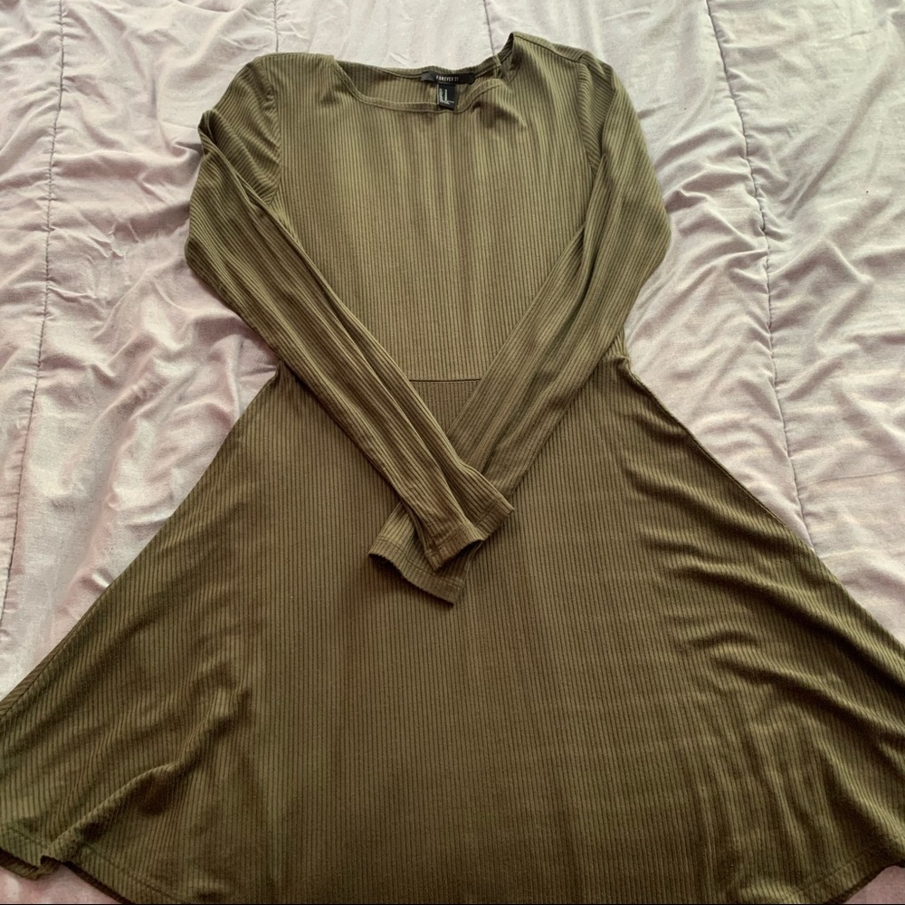 Forever 21 Olive Green Long Sleeve Dress | Medium